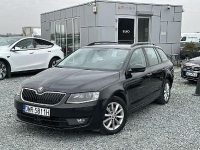 Używany Skoda Octavia Style 150 KM (110 kW) 2014 Czarny Kombi