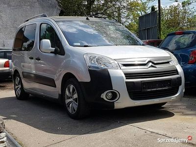 Szary Używany 2017 Citroën Berlingo Minivan | 49 700 zł (Dość drogi)