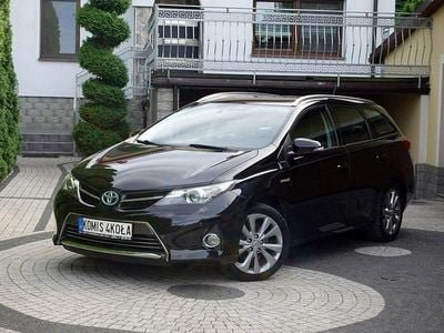 Toyota Auris Hybrid