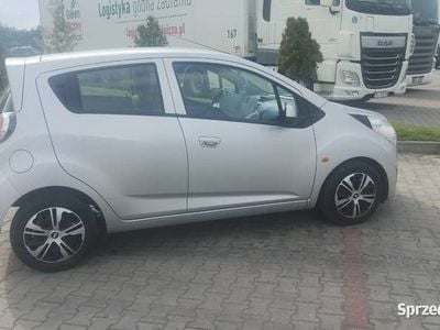 Używany Chevrolet Spark LS 68 KM (50 kW) 2011 Srebrny Hatchback