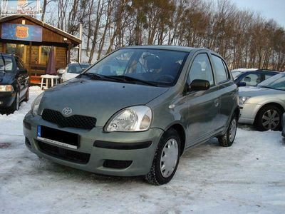 Zielony Używany 2004 Toyota Yaris Hatchback | 17 500 zł