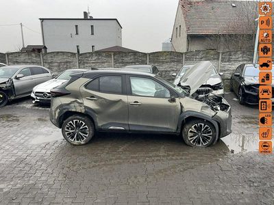 Zielony ciemny (metalik) Używany 2022 Toyota Yaris Cross SUV | 32 900 zł