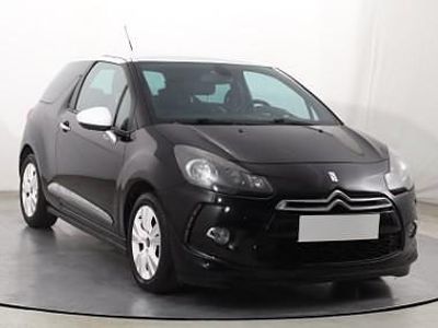 Używany Citroën DS3 92 KM (67 kW) 2015 Czarny Hatchback