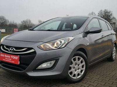 Używany Hyundai i30 100 KM (73 kW) 2014 Szary Kombi