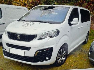 Biały Używany 2020 Peugeot Traveller Minivan | 55 500 zł