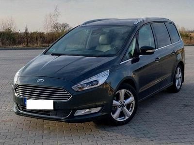 Używany Ford Galaxy 2016 Zielony Minivan