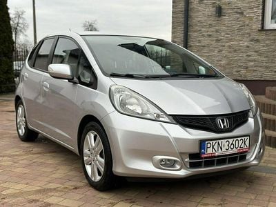 Srebrny Używany 2013 Honda Jazz Hatchback | 13 000 zł