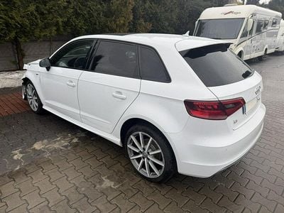 Używany Audi A3 Sportback 150 KM (110 kW) 2015 Biały (metalik) Hatchback