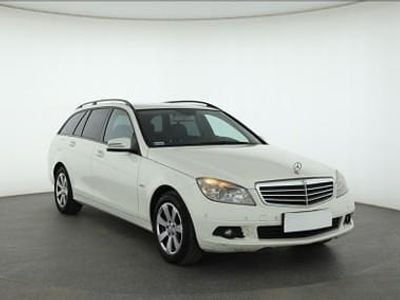 Używany Mercedes 170 170 KM (125 kW) 2010 Biały Kombi