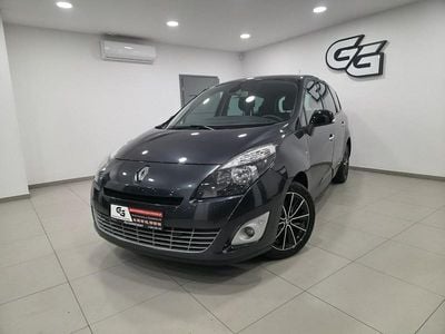 Szary Używany 2011 Renault Grand Scénic III Minivan | 23 900 zł (Uczciwa cena)
