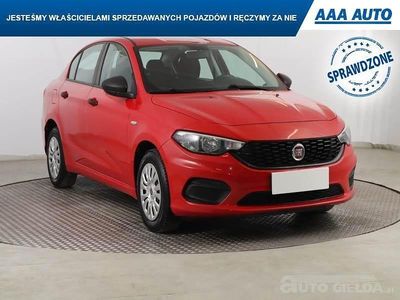 Używany Fiat Tipo 2019 Czerwony