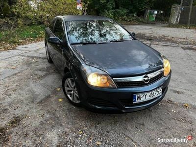 Opel Astra GTC
