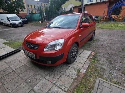 Pomarańczowy Używany 2007 Kia Rio Hatchback | 6950 zł