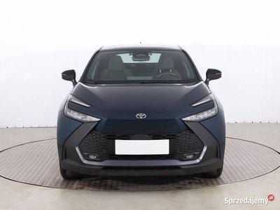Niebieski Używany 2024 Toyota C-HR SUV | 107 999 zł (Uczciwa cena)