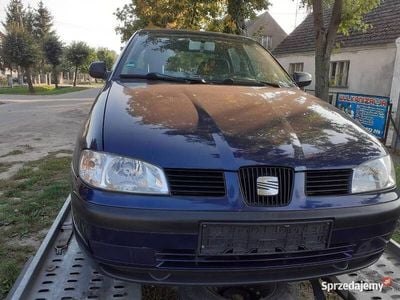 Używany Seat Ibiza 2000 Granatowy Hatchback
