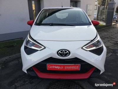 używany Toyota Aygo 1dm 72KM 2020r. 32 000km