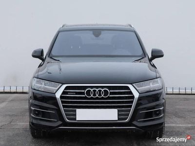 Używany Audi Q7 2019 Czarny SUV