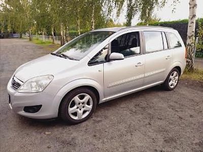 Używany Opel Zafira 120 KM (88 kW) 2008 Srebrny Minivan