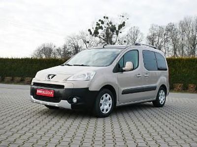 Używany Peugeot TePee 120 KM (88 kW) 2010 Brązowy Minivan