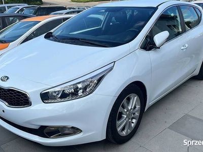 Używany Kia Ceed 2013 Biały Hatchback