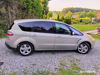 Używany Ford S-MAX S 125 KM (91 kW) 2009 Minivan