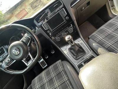 Używany 2016 VW Golf VII | 60 000 zł