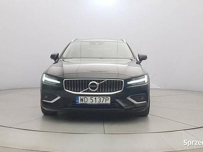 Używany Volvo V60 Inscription 197 KM (144 kW) 2021 Czarny Kombi
