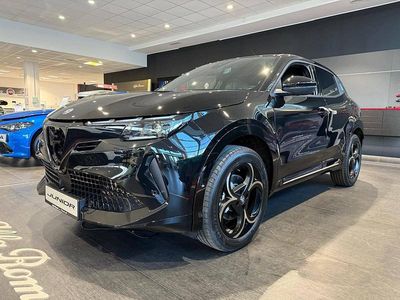 Lakier pastelowy czarny tortora Nowe 2025 Alfa Romeo Junior SUV | 138 900 zł