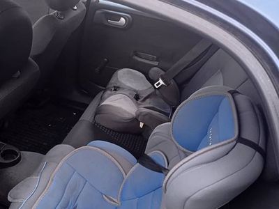 Używany Opel Corsa 80 KM (58 kW) 2005 Hatchback