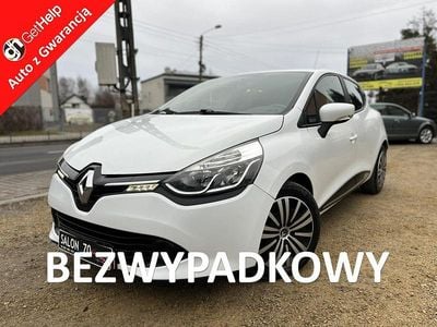 Używany Renault Clio IV 73 KM (53 kW) 2015 Biały Hatchback