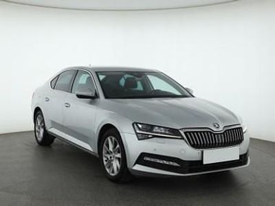 Srebrny Używany 2019 Skoda Superb Sedan/Limuzyna | 67 499 zł (Uczciwa cena)