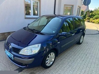 Używany 2008 Renault Scénic II Minivan | 13 900 zł