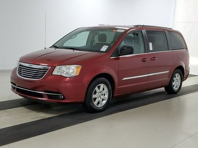 używany Chrysler Town & Country 3.6dm 283KM 2011r. 116 000km