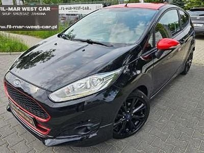 Inny kolor Używany 2015 Ford Fiesta Hatchback | 23 900 zł (Uczciwa cena)