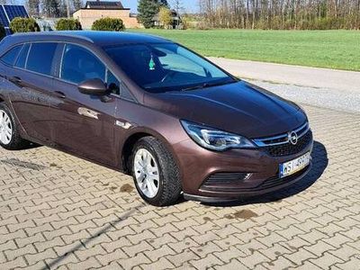 Używany Opel Astra 2016 Brązowy Kombi
