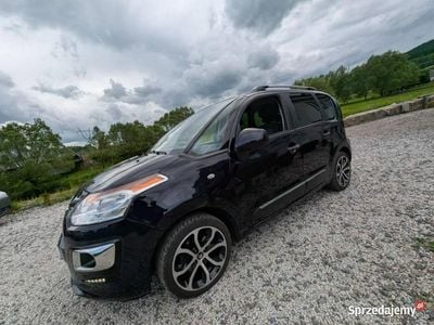 Niebieski ciemny (metalik) Używany 2015 Citroën C3 Minivan | 21 900 zł (Dobra cena)