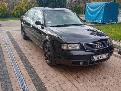 używany Audi A6 c5 1,8 lpg posiada katalizator