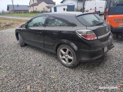 Opel Astra GTC