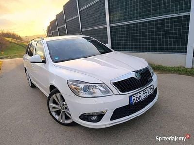 Biały Używany 2010 Skoda Octavia RS Kombi | 29 500 zł (Drogi)