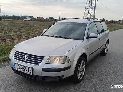 Używany VW Passat 2001 Srebrny Kombi
