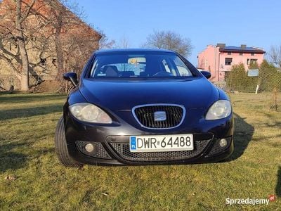 Czarny Używany 2009 Seat Leon Hatchback | 11 900 zł (Dobra cena)