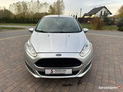 Srebrny Używany 2014 Ford Fiesta Hatchback | 25 800 zł (Uczciwa cena)