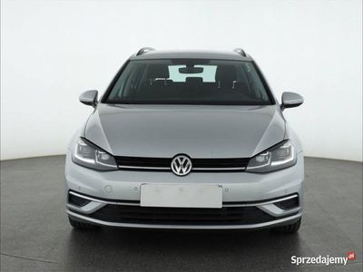 Srebrny Używany 2019 VW Golf VII Kombi | 42 999 zł (Uczciwa cena)