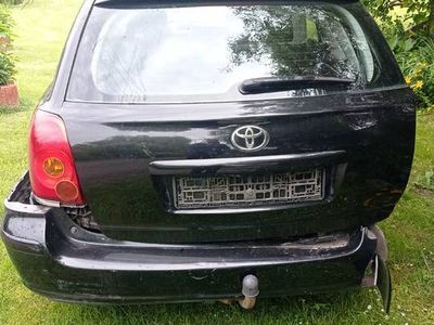 Używany 2005 Toyota Avensis Kombi | 3000 zł