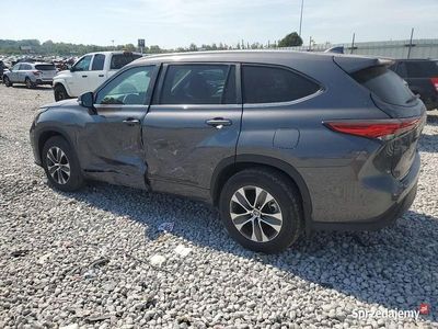 Grafitowy Używany 2023 Toyota Highlander SUV | 82 000 zł