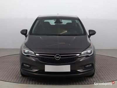 Używany Opel Astra 2015 Brązowy Hatchback