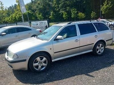 Inny kolor Używany 2003 Skoda Octavia Kombi | 5000 zł