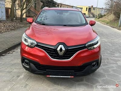 Czerwony Używany 2017 Renault Kadjar Experience SUV | 57 999 zł (Dość drogi)