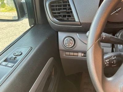 Biały Używany 2021 Citroën Jumpy Minivan | 99 000 zł (Dość drogi)