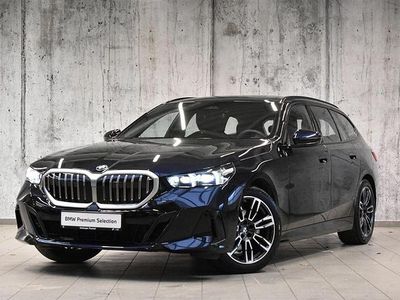 Czarny carbon m metalizowany Używany 2025 BMW 520 Comfort Edition Kombi | 239 800 zł (Dość drogi)